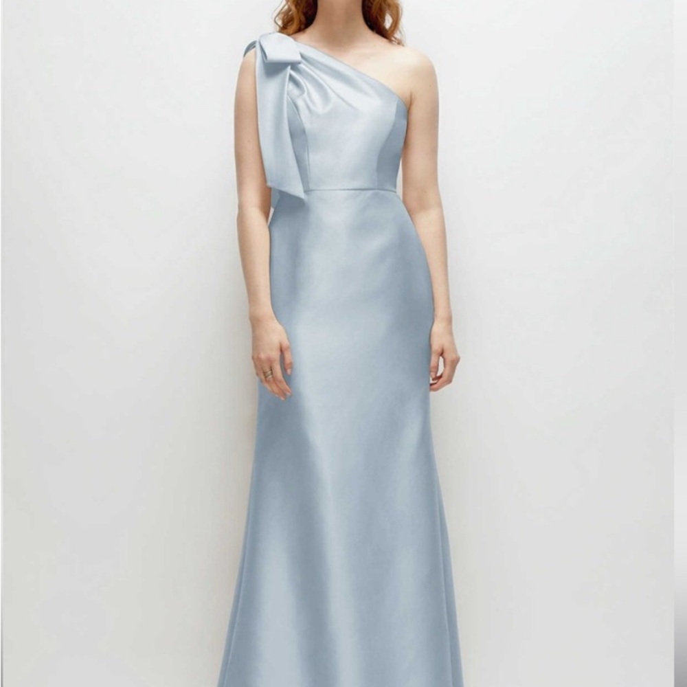 ALFRED SUNG One-Shoulder Light Blue Dress